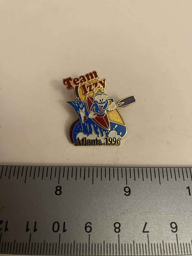 Team Izzy Atlanta 1996 Olympic Lapel Pin P29