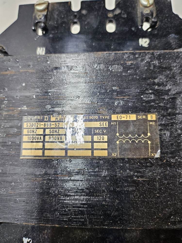 Square D S30021-899-52 Machine Tool Control Transformer Type EO-71