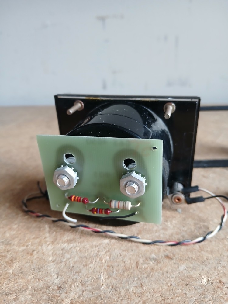 Sparta VU Meter with Bezel and Mounts Panel