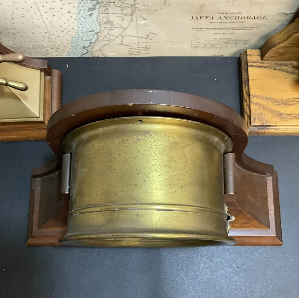 SETH THOMAS NAVY BOAT / SHIPS CLOCK WW2 On Plinth 5.5” Face