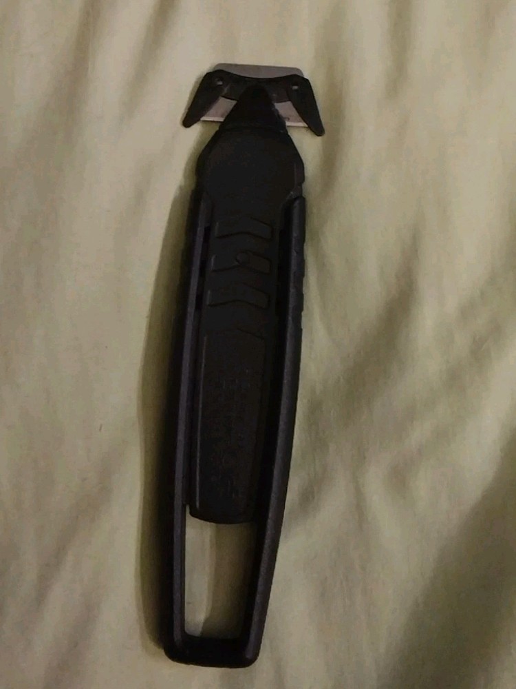 Martor disposable safety knife