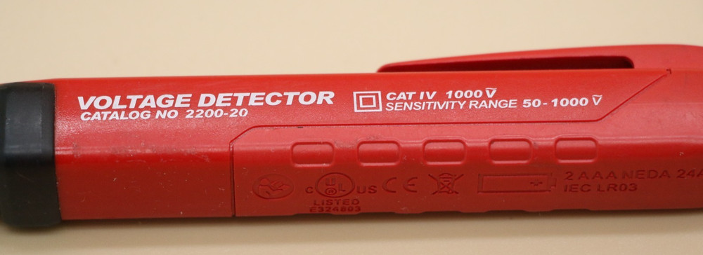 Milwaukee Voltage Detector - 2202-20