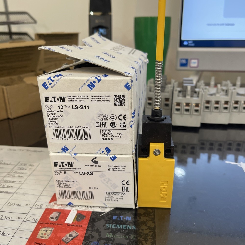 Eaton Limit Switch  LS-S11S/S  WITH SPRING ROD