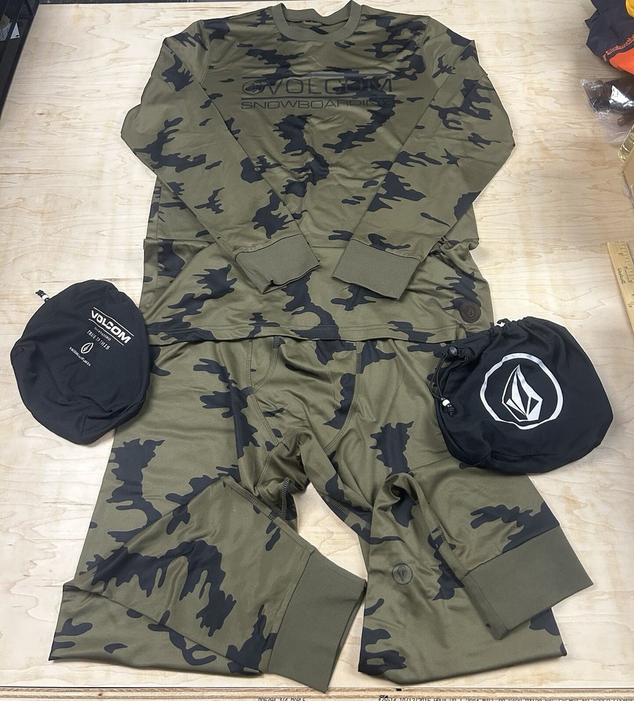 Volcom Snowboarding Camo Thermal Set - Size L