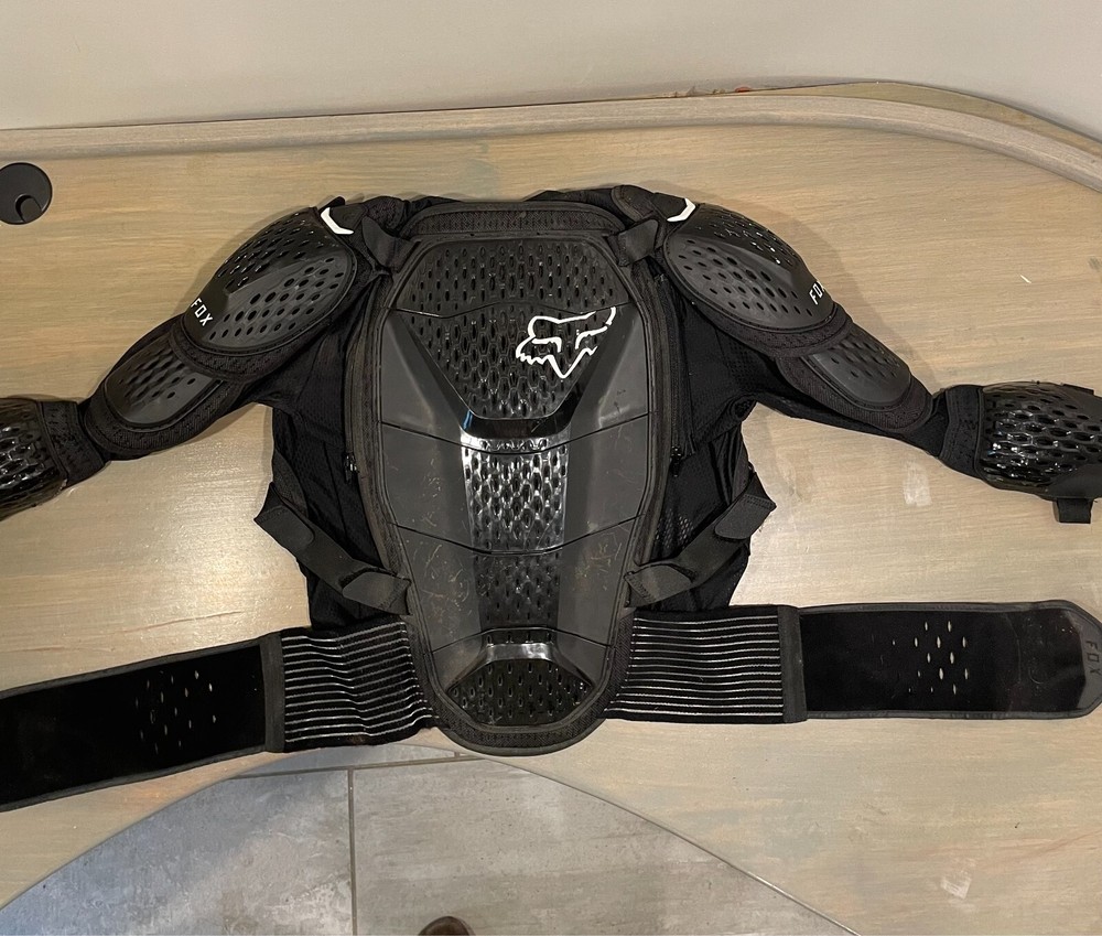 fox torso protection black size small pre owned