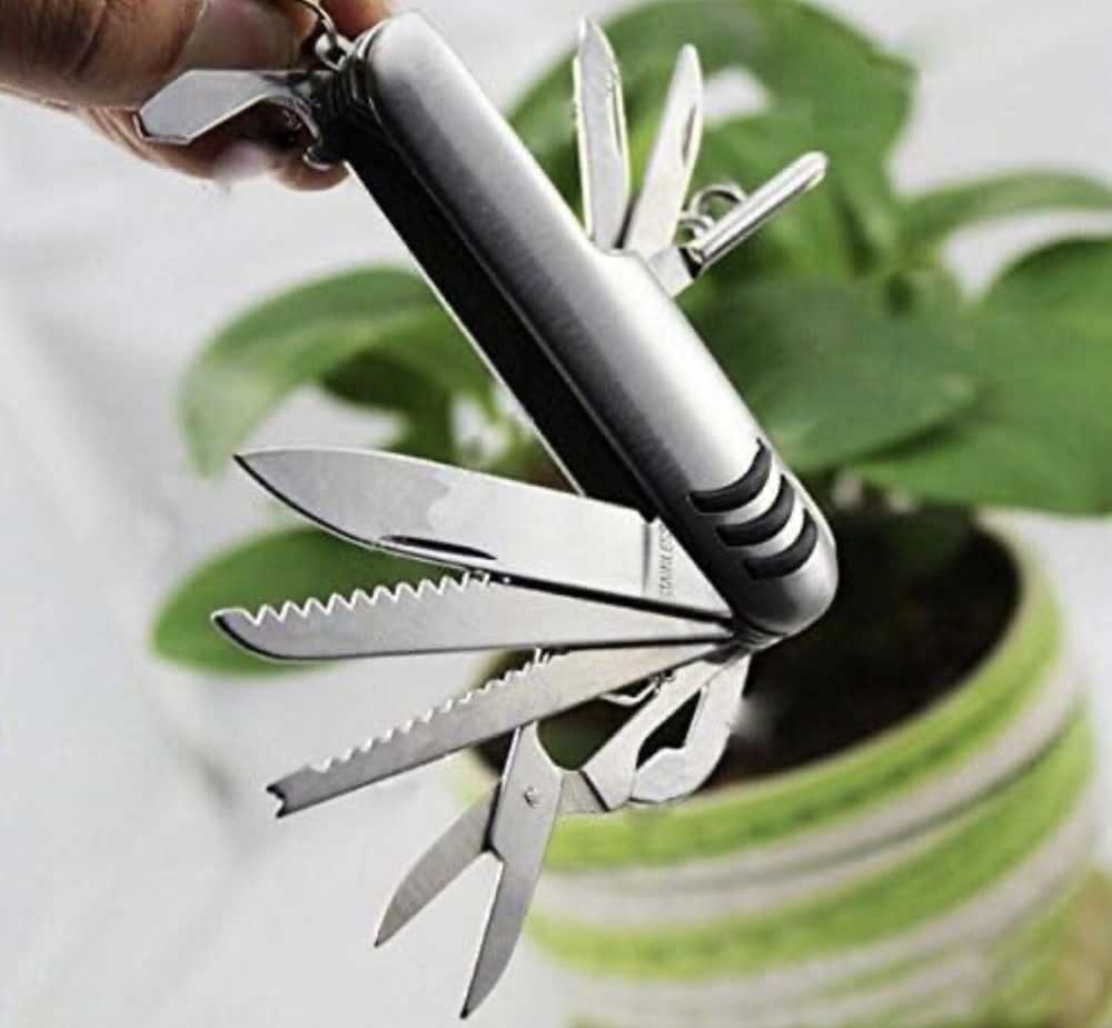 STAINLESS STEEL 11 FUNCTION MULTI-TOOL
