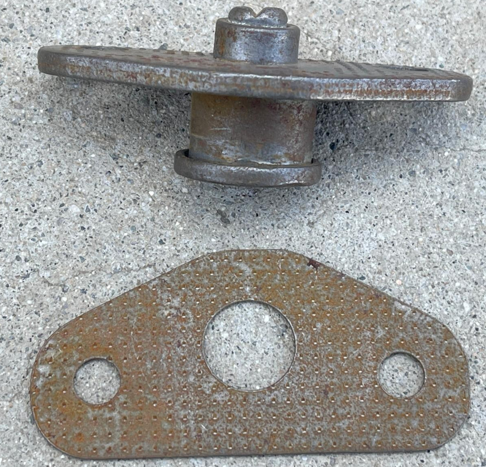 FORD THUNDERBIRD DOOR LATCH STRIKER PLATE MOUNTING KIT RIGHT OR LEFT 1965-1966