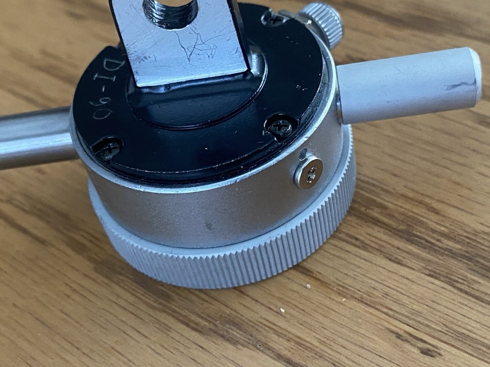 Mitutoyo 1044 Dial Indicator
