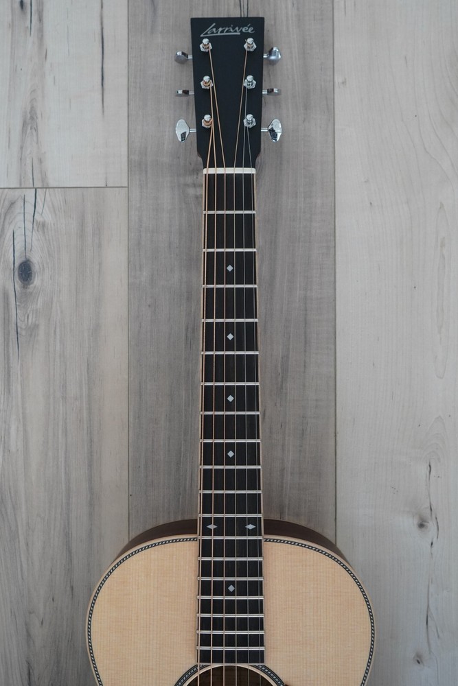 Larrivée O-40 Indian Rosewood w/ Element VTC