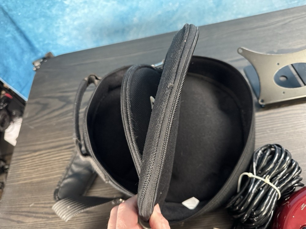 Line 6 POD 2.0 Guitar Effects Processor W/ Case, Fb4 Floor Switch, Power Adapter