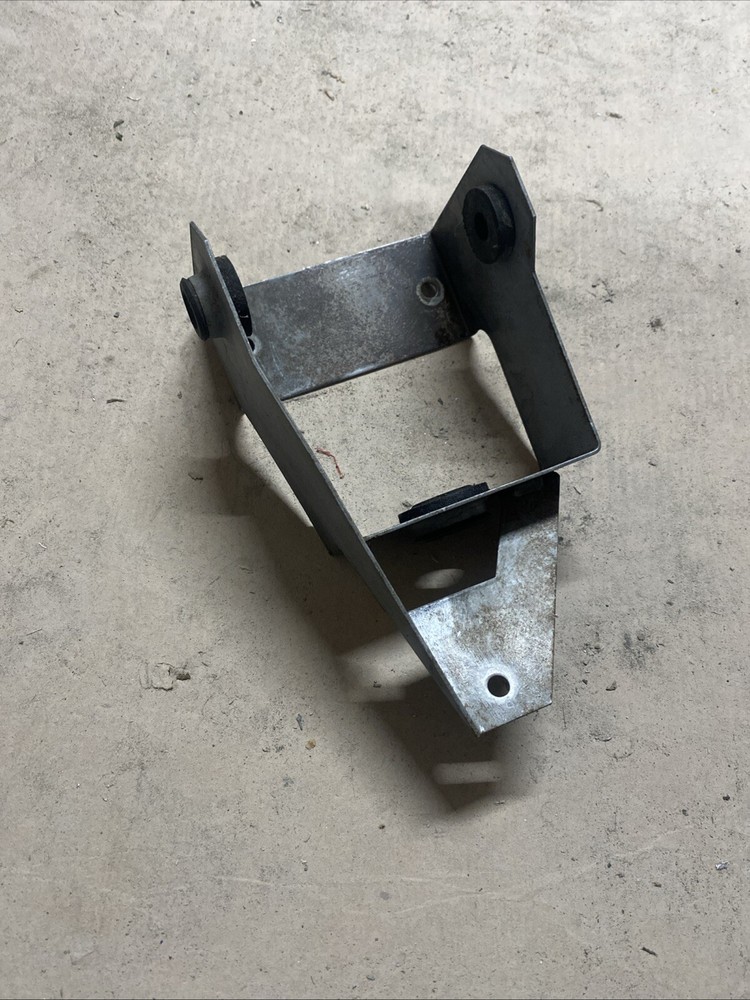 Vauxhall Vx220 ABS Pump Bracket