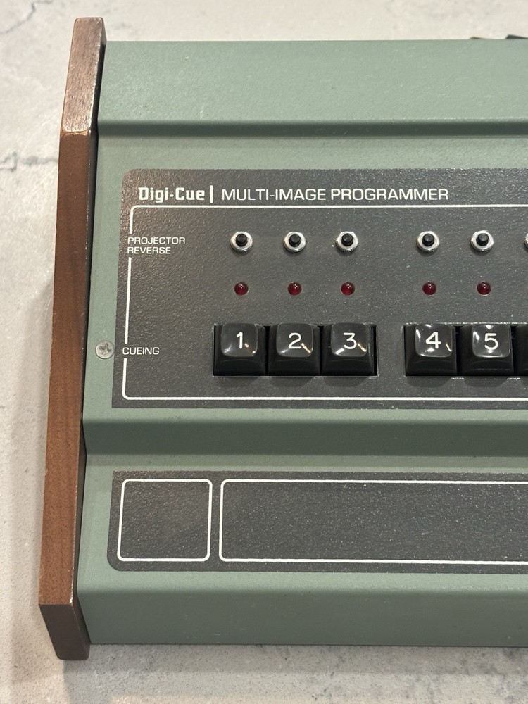 Vintage Wollensak Digi-Cue Multi-Image Programmer Slide Projector Controller
