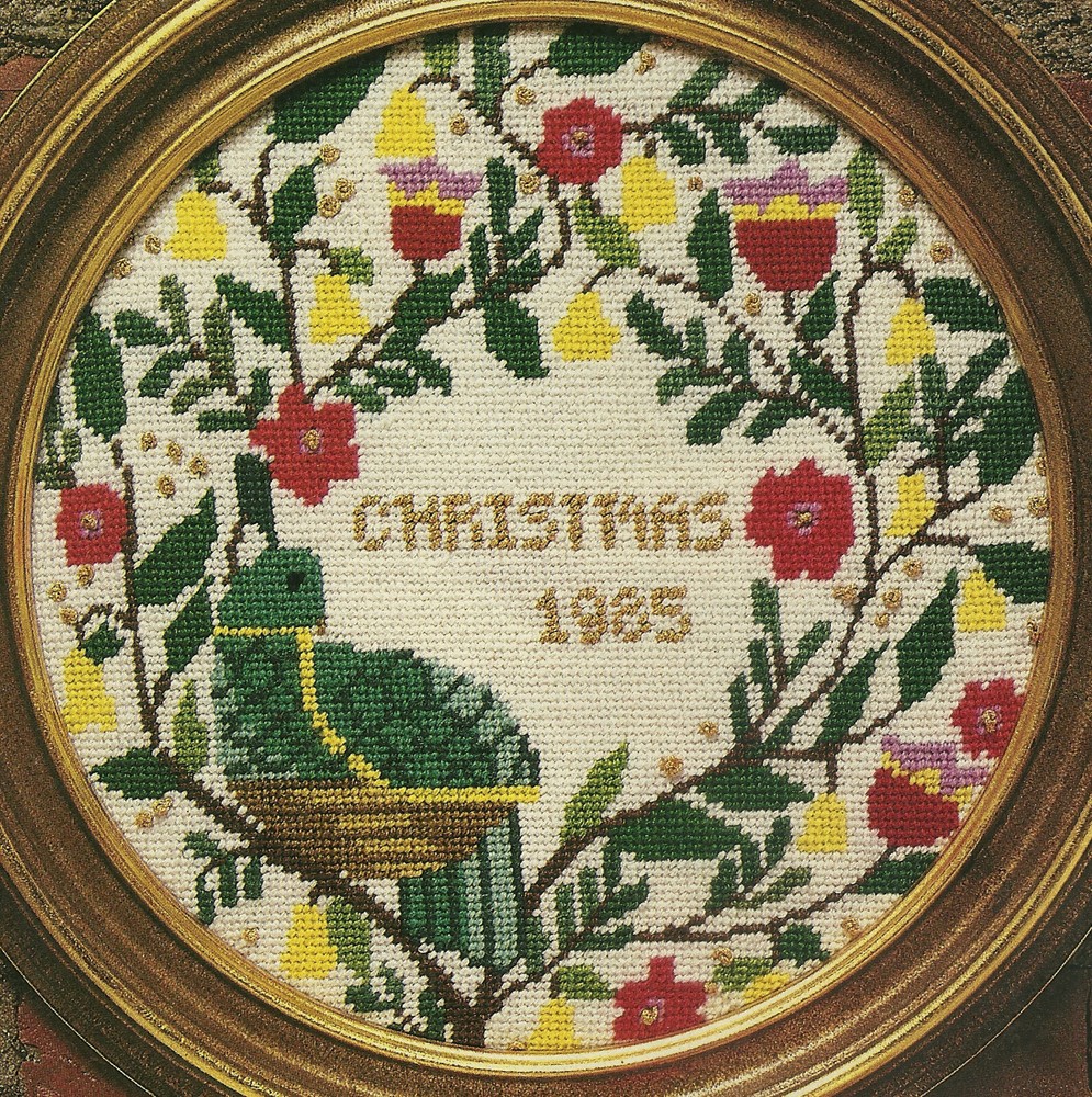Partridge in a Pear Tree Christmas NEEDLEPOINT PATTERN CHART magazine pages