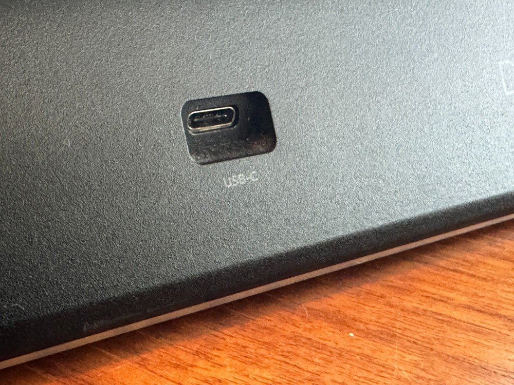 Blackmagic Design DaVinci Resolve Micro Panel w/ USB Cable_Used- Mint Conditions