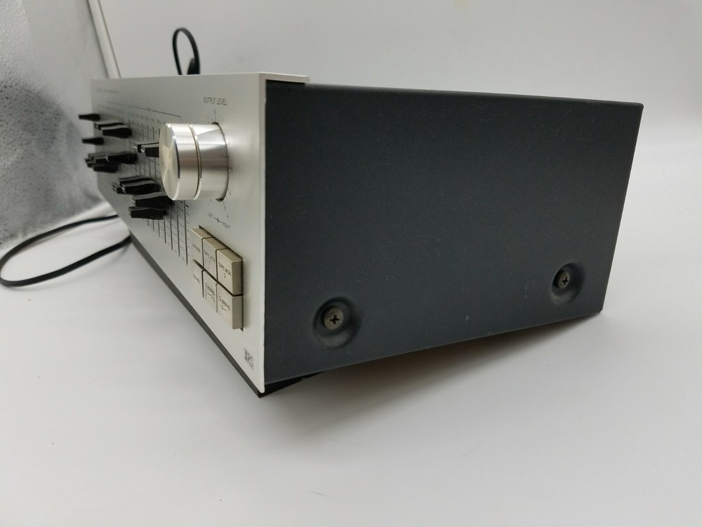 Vintage Realistic 31-2005 Equalizer.