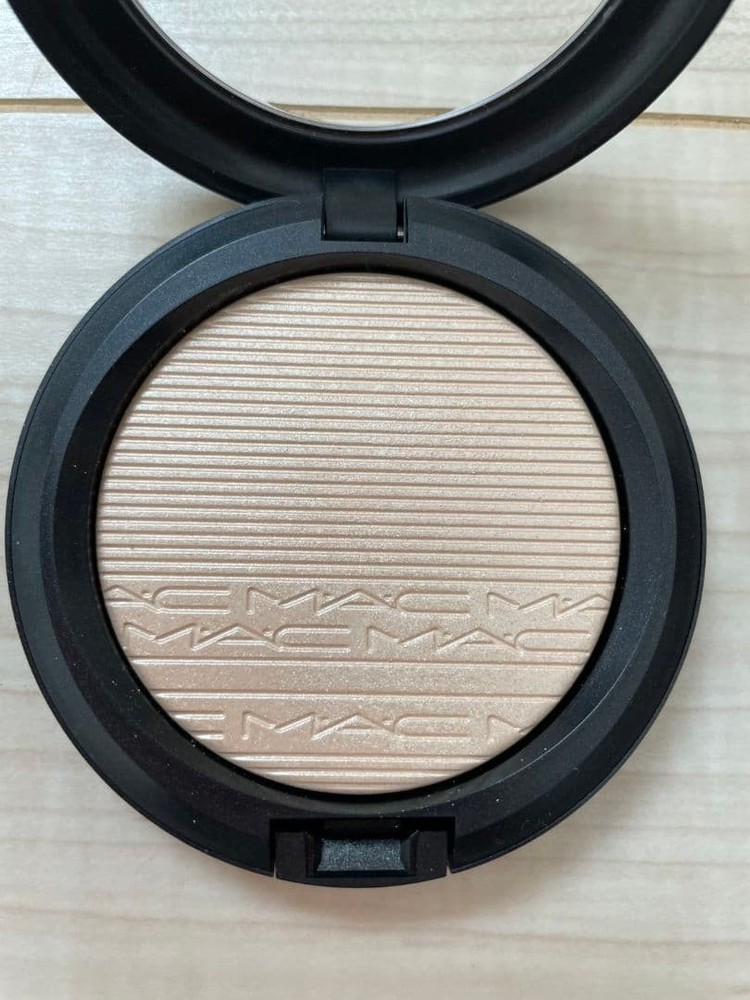 MAC Extra Dimension Skinfinish Double Gleam