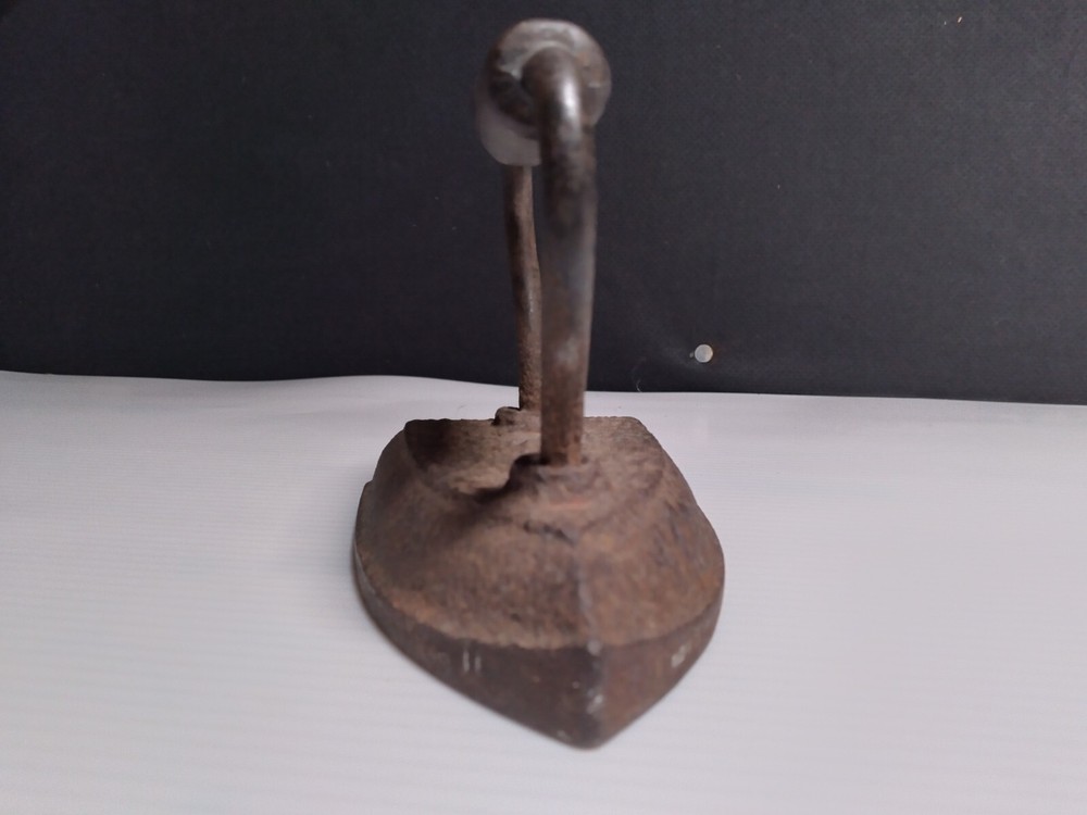 Antique Vermont Clothes Iron