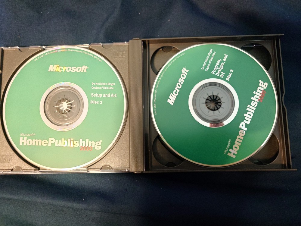 Microsoft Home Publishing 2000 - 3 Disc Set - Genuine CD-ROM