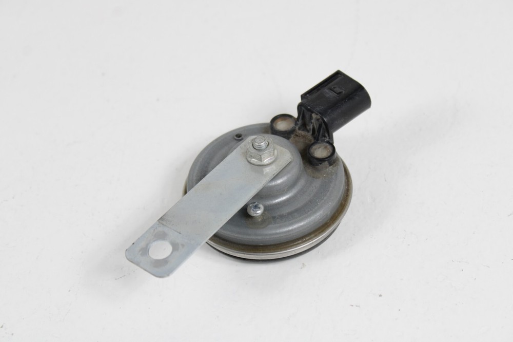 2014-2017 Volkswagen Jetta OEM Security Alarm Horn Assembly