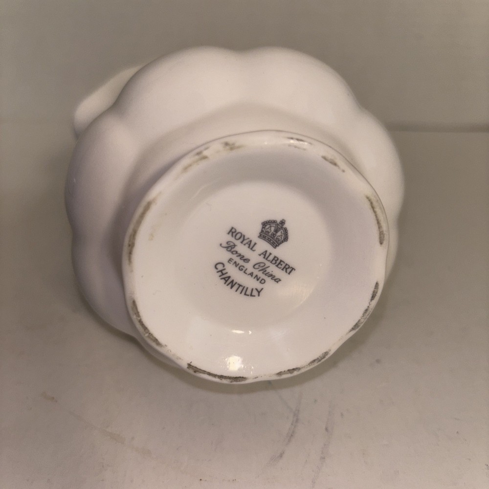 Royal Albert Chantilly Platinum Creamer