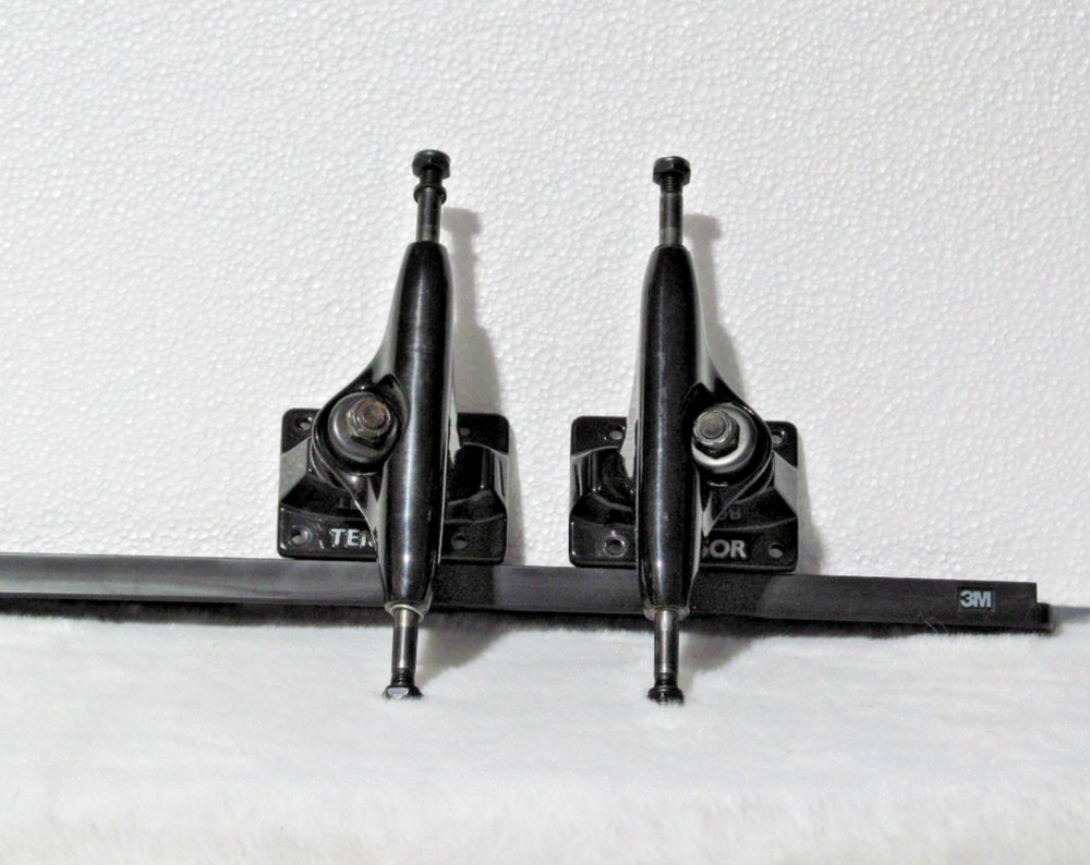 Tensor Trucks Black 129/ 7.6" Used