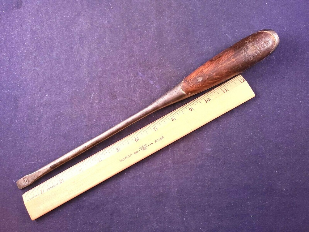 Vintage Perfect Handle Screwdriver No. 8 Size & 14" Long