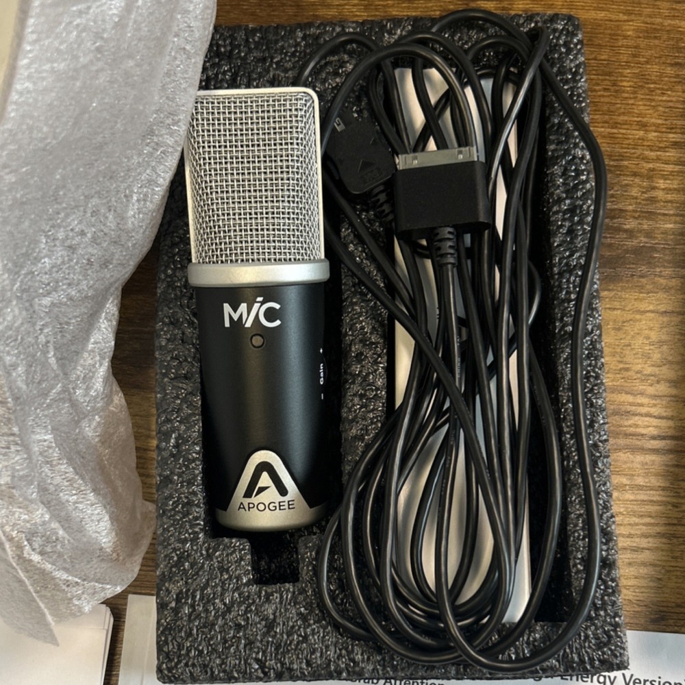 Apogee MiC Studio Quality Digital Microphone Lightning for iPad iPhone Mac Black
