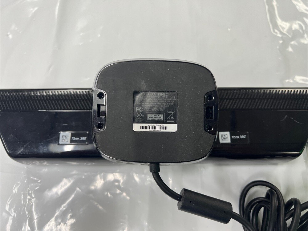 Microsoft Xbox 360 Kinect Sensor - Black