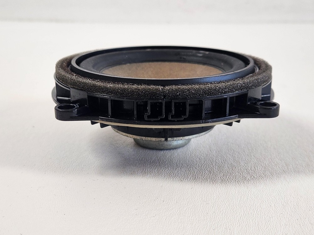 2013-2017 BMW 320 SERIES Speaker OEM