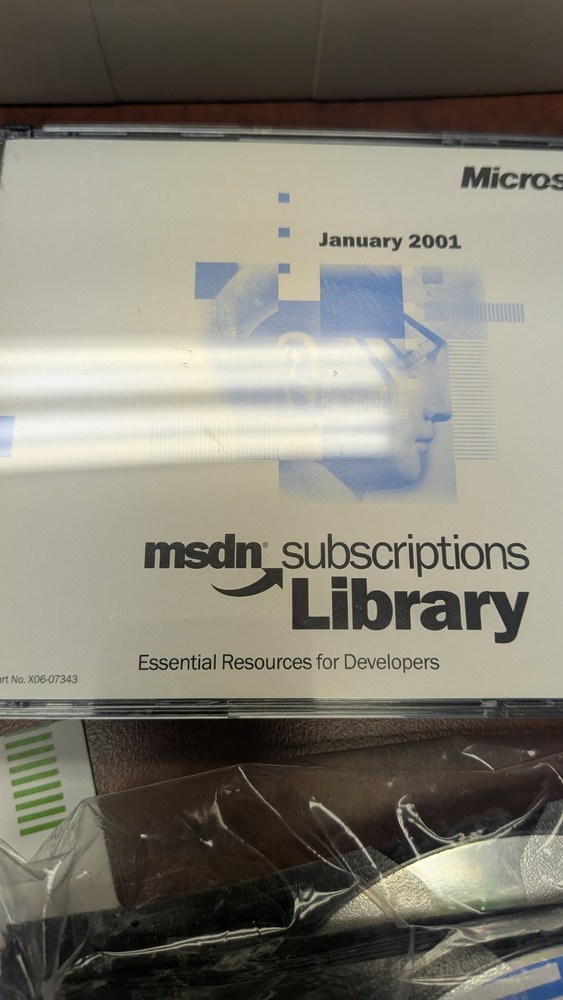 Microsoft MSDN Subscription Library January 2001 Complete Shipment Whistler