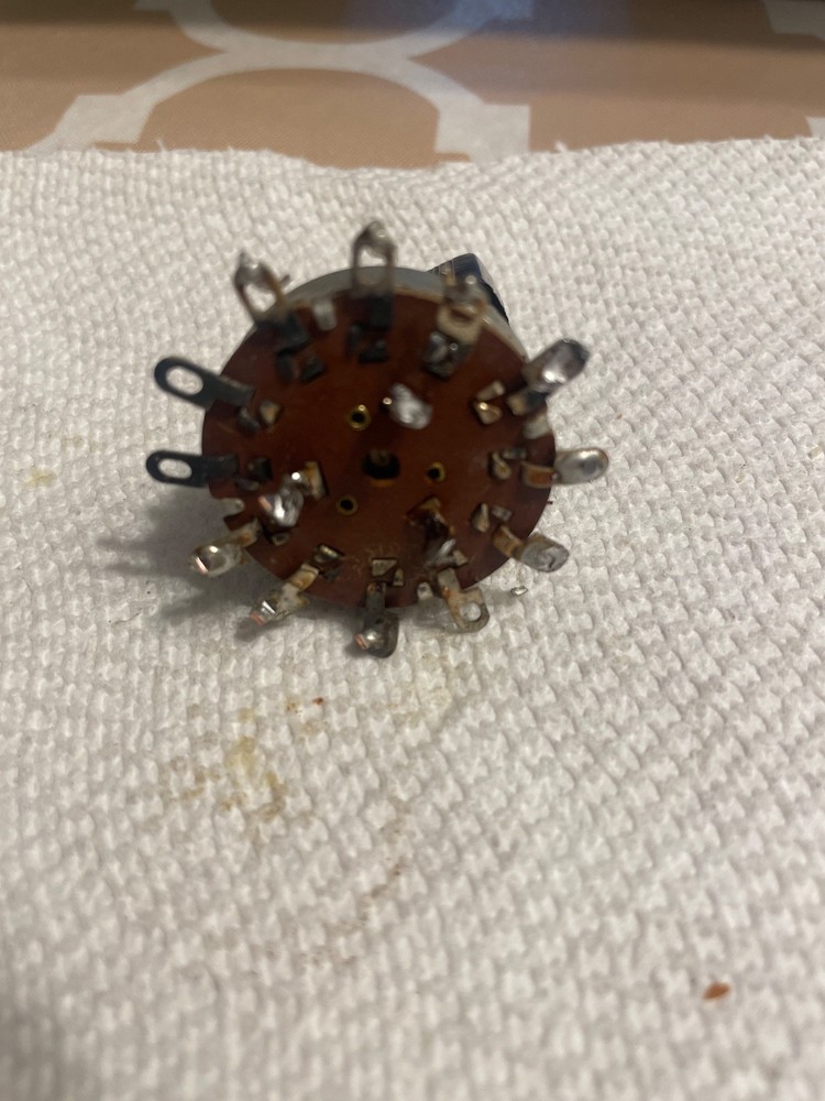 D&A Phantom linear amplifier band switch