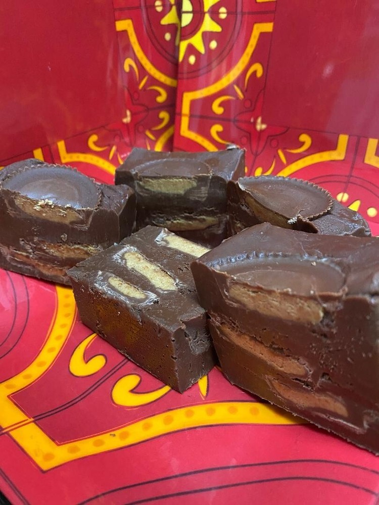 Peanut Butter Cup Milk Chocolate Fudge1/2 pound