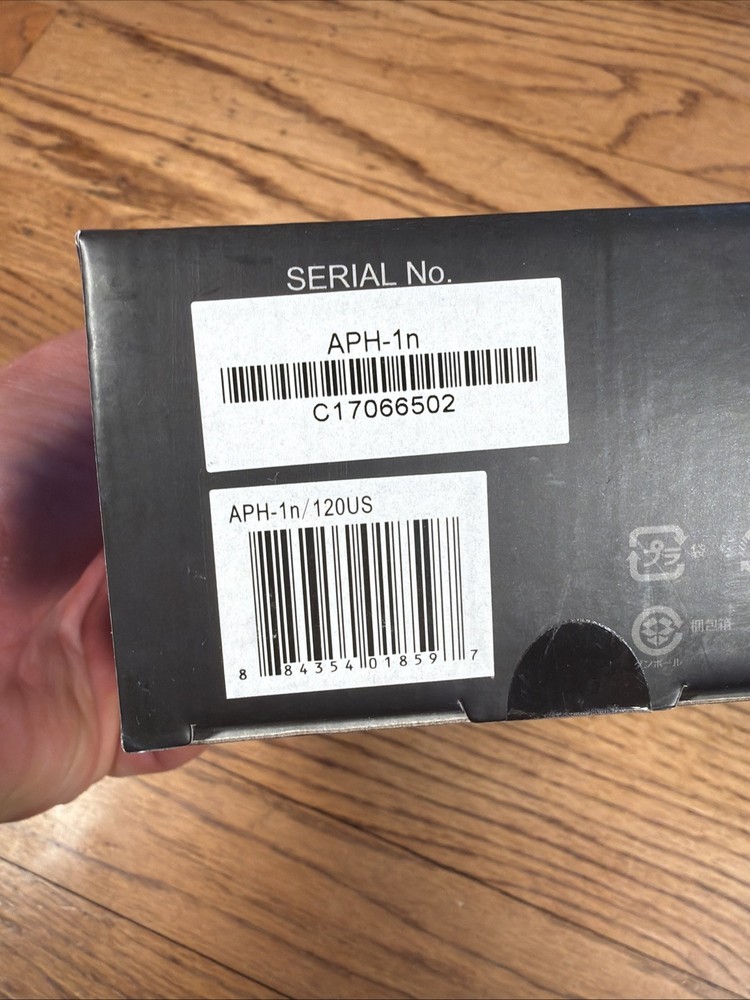 NEW Zoom APH-1n Accessory Pack