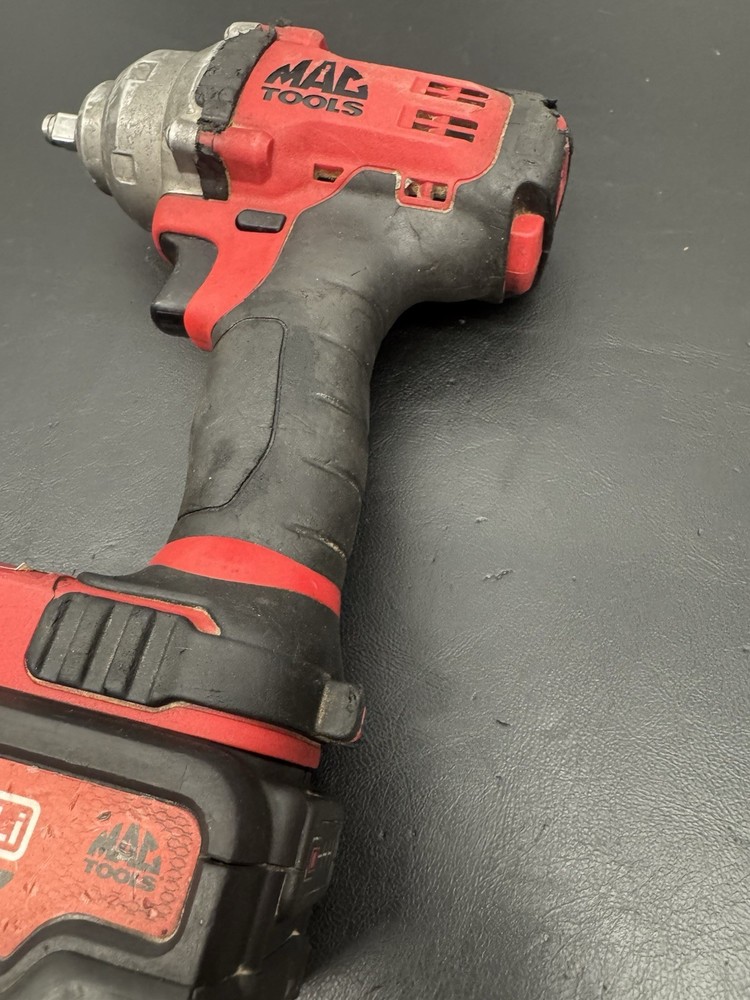 Mac Tools BWP 3/8” Impact Tool With Battery MBR204