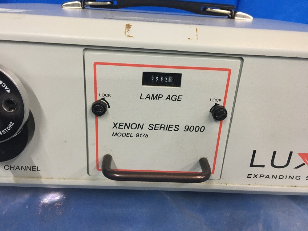 Luxtec Xenon Series 9000 Light Source, Model 9175
