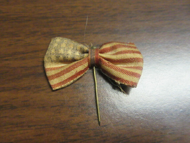 Vintage American Flag Bow Pin   SX  #2