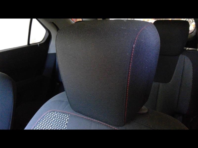 EQUINOX   2010 Headrest 342945