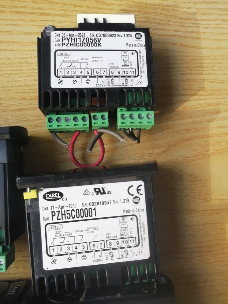 1 Pc USED CAREL PJEZC00000 Temperature Controller