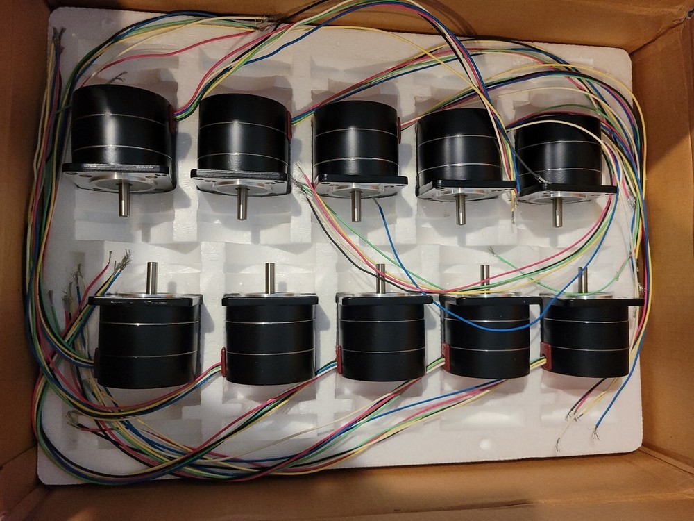 1PCS Orientalmotor Stepper Motor PH265M-31