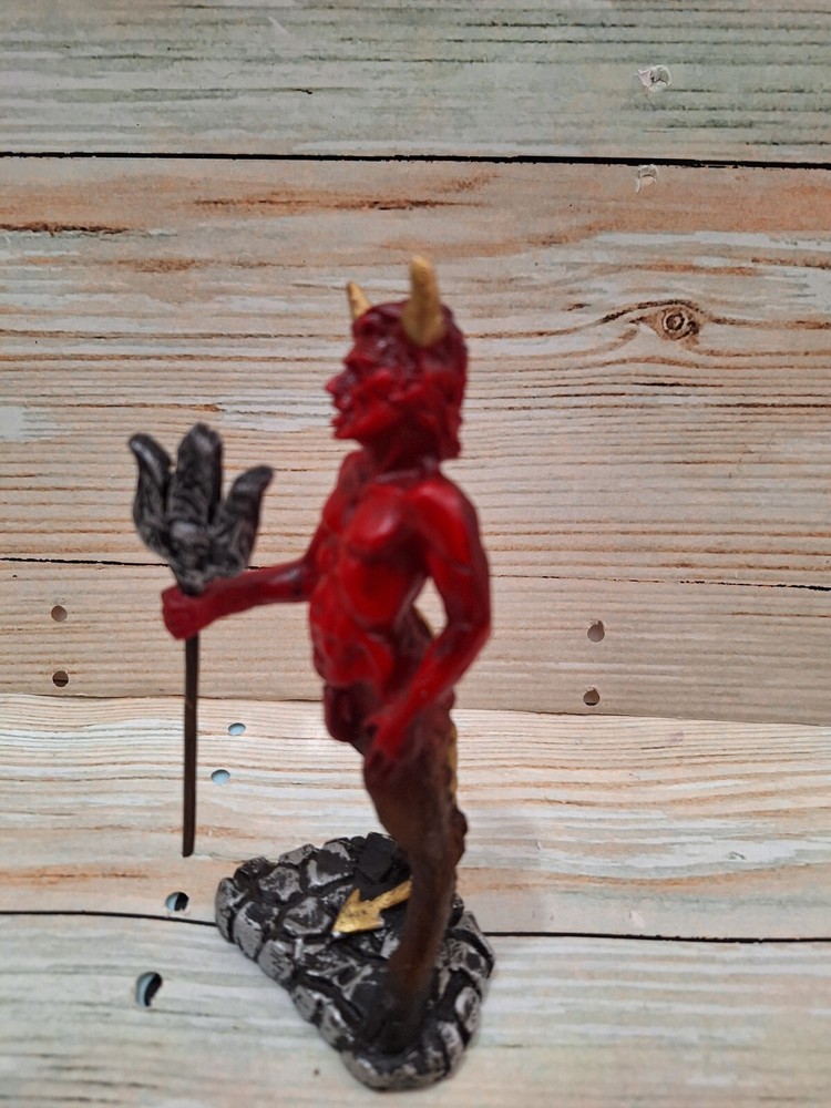 Satan Size 7" Color Red / Resin/ Devil / Evil / Statue Figurine Handmade