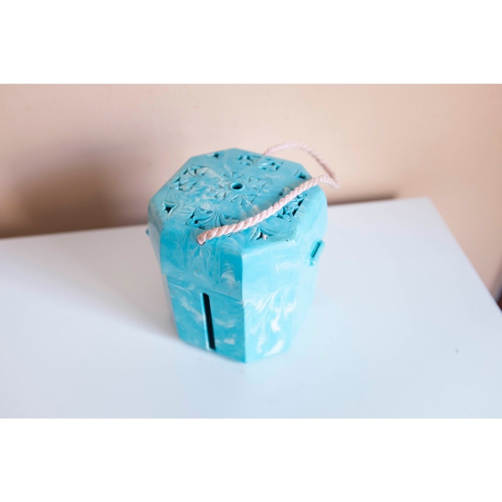 Vintage Plastic Yarn Caddy – Aqua Craft Storage