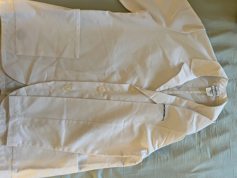 AMERICLERKSHIP MEDICAL STUDENT LAB COAT-MEDIUM