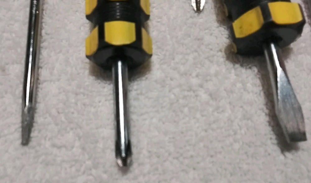 6pc ASSORTED SIZES & BRANDS PHILLIPS & SLOTTED SCREWDRIVER HANDLE SET