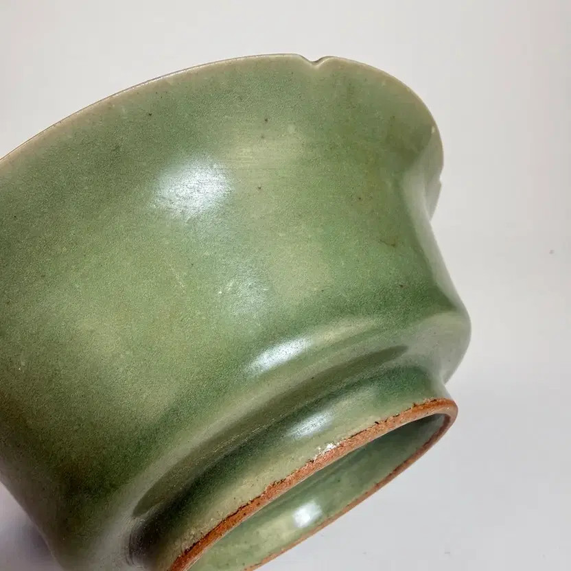 Goryeo Celadon Incised Flower Bird Pattern Incense Burner, 14.5cm