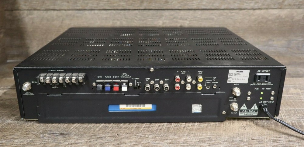 Uniden UST-4400 Video Cipher II Plus Descrambler Equipped
