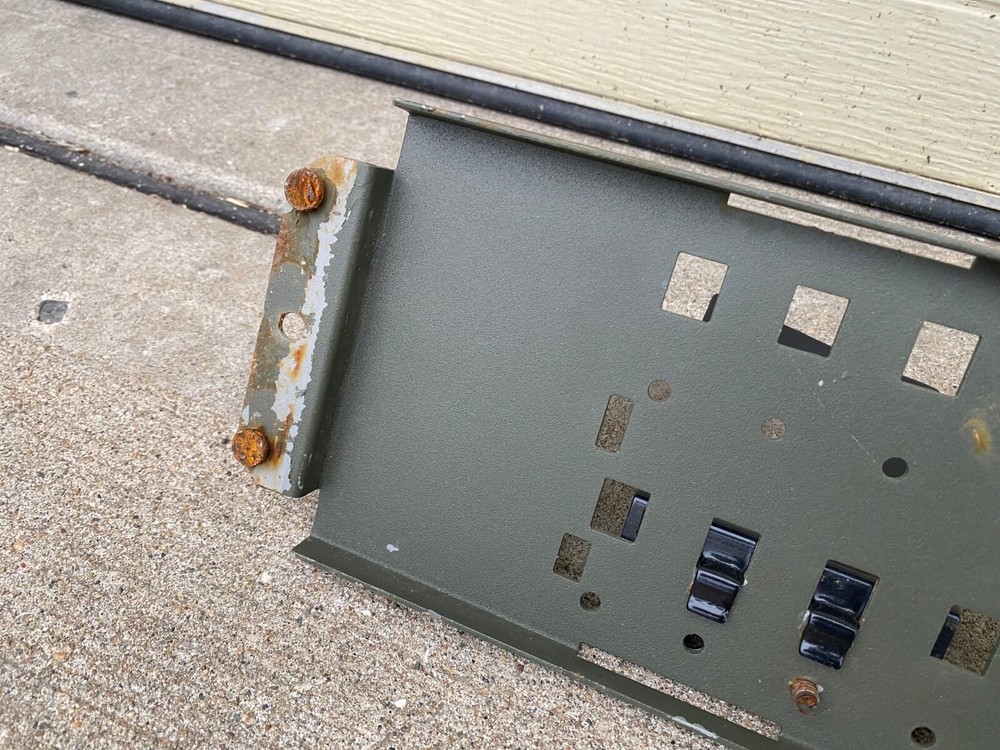 US Military Surplus Space Saver Weapons System Shelf Insert & 6 Weapons Mounts