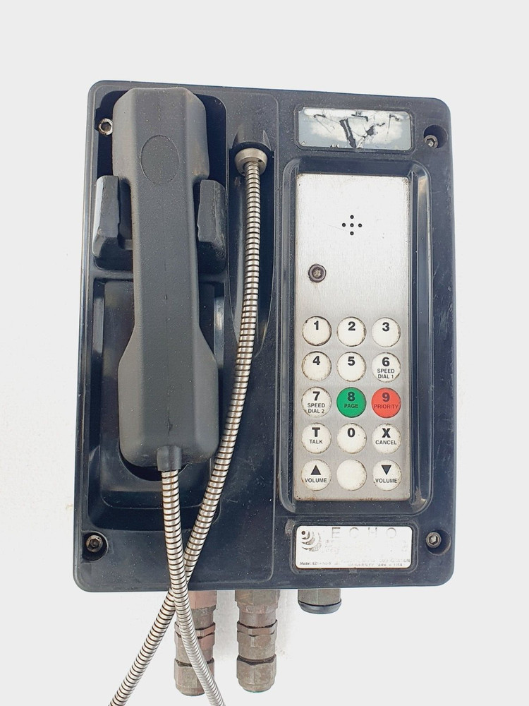 ECHO EZ1-HND-S Digital Zone 1 Intercom Station, NEEDS CABLE REPLACEMENT