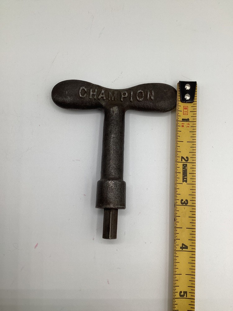 Vintage Champion T Tool 3.5”
