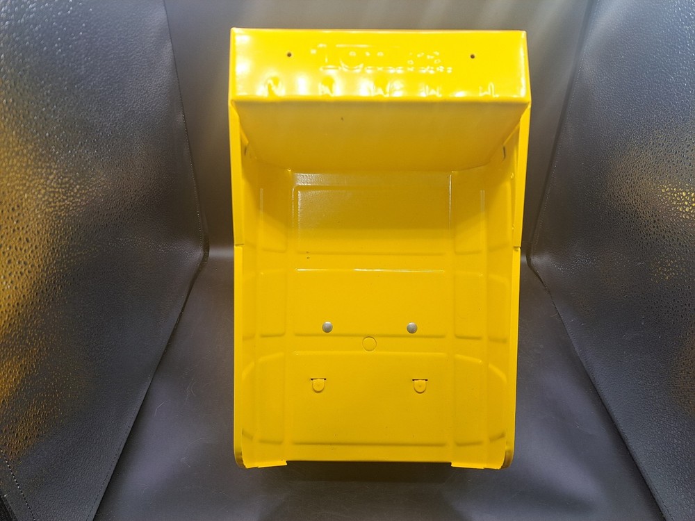 2012 Hasbro: Tonka Dump Truck (354)