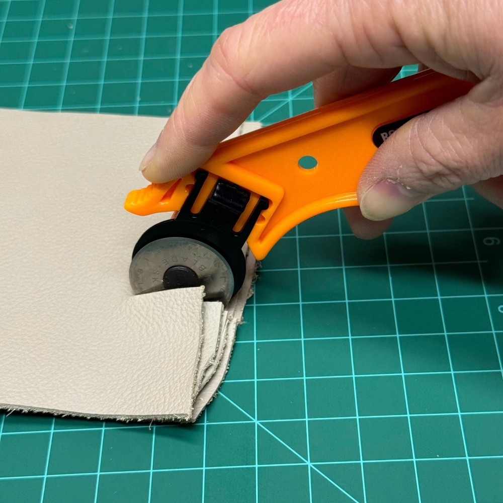 Rotary Cutter Roller for Cutting Fabric, Leather, Paper - Multi-Layer Use